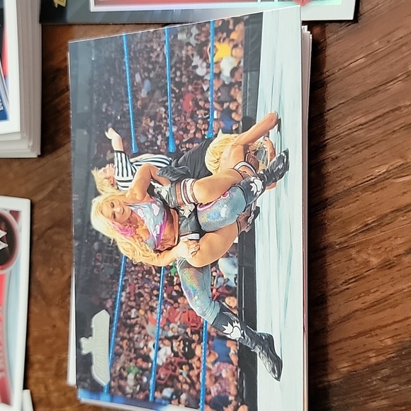 2011 WWE Topps Cards - Picture 3 of 15